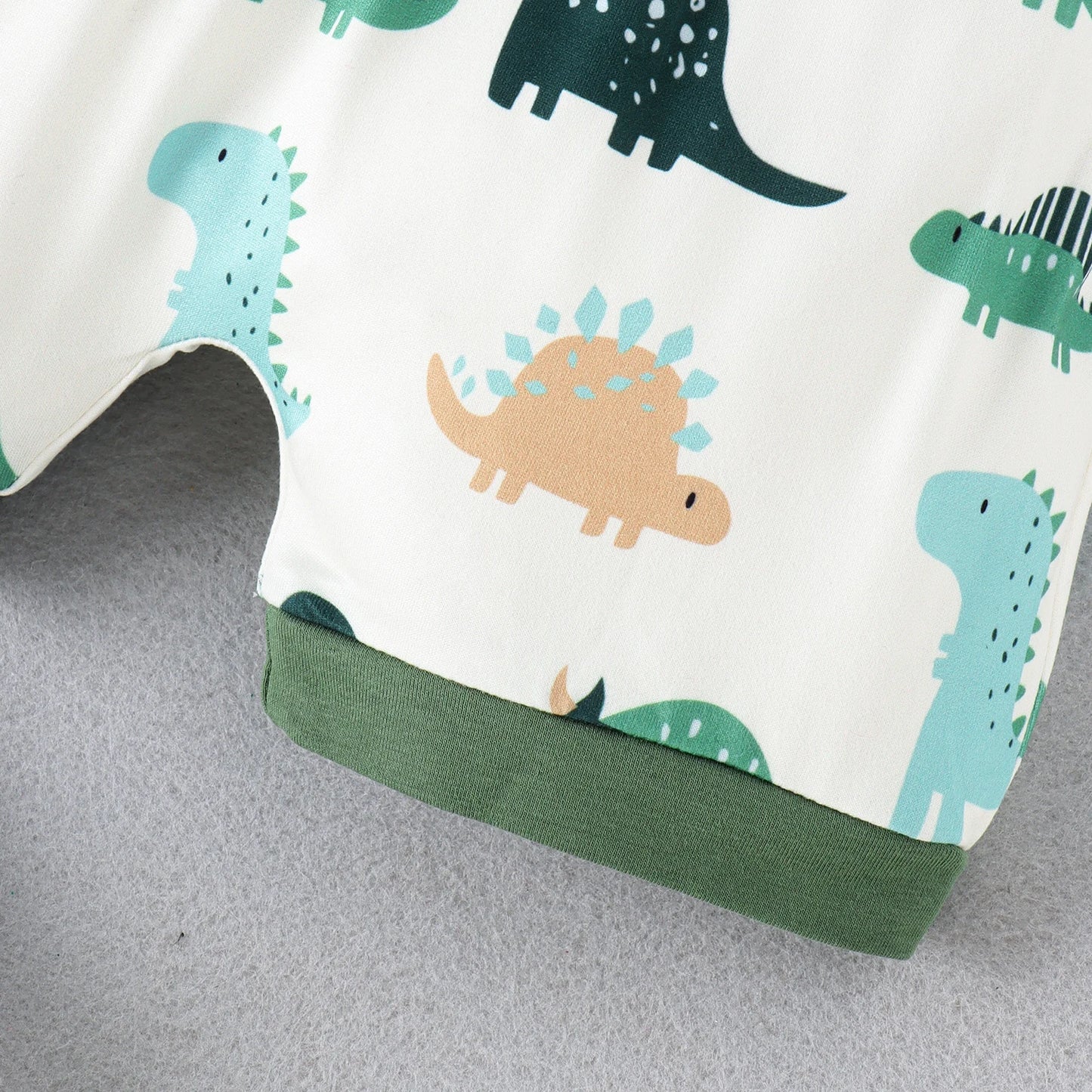 2PCS Summer Baby 0-3 Years Old Soft, Comfortable And Beautiful Green Dinosaur Print Short Sleeve Fashion Suit