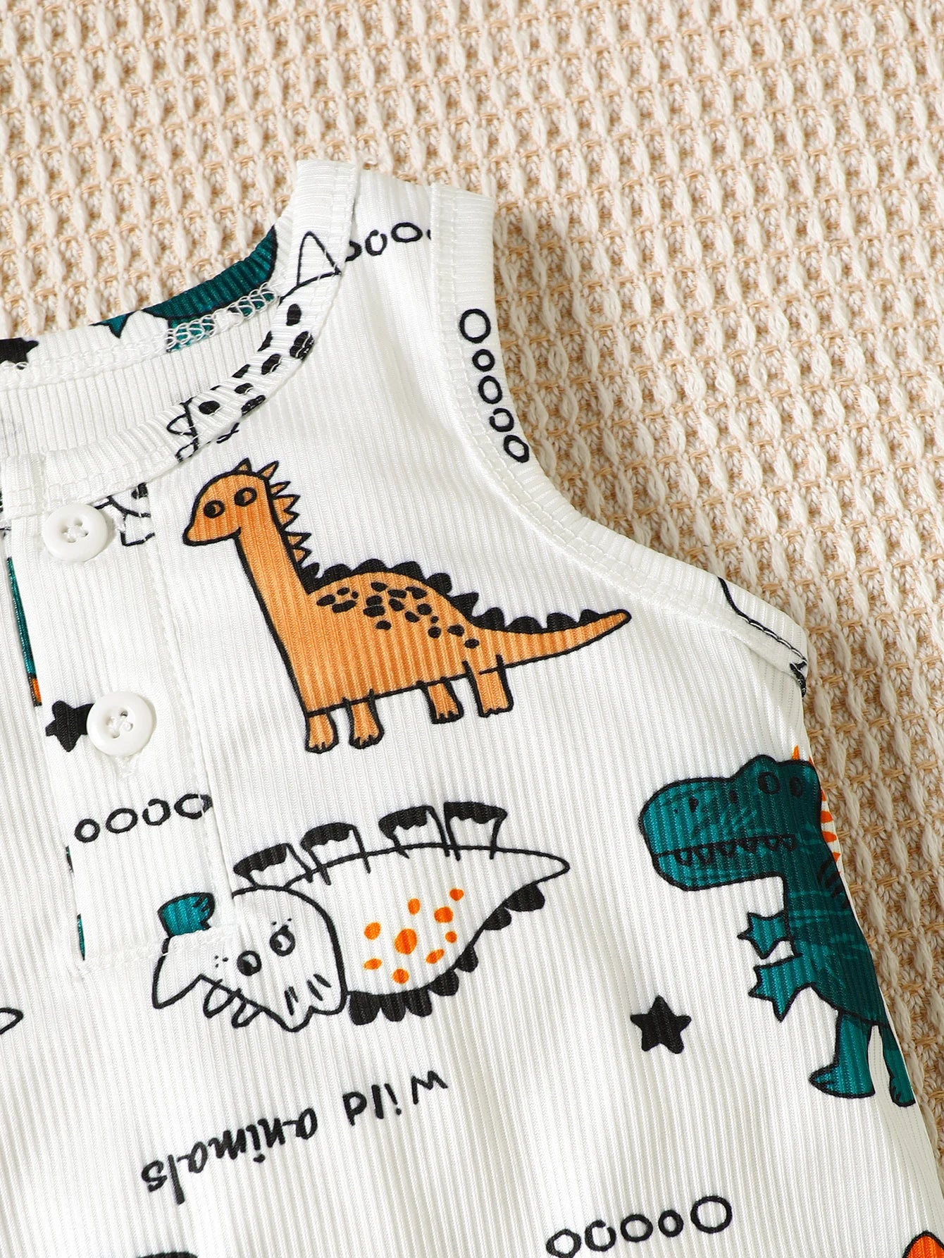 Breathable Thin Crewneck Sleeveless Vest Harbin Boys And Girls Baby Cartoon Dinosaur Print Triangle Onesie Cute Hat Two-PieceSet