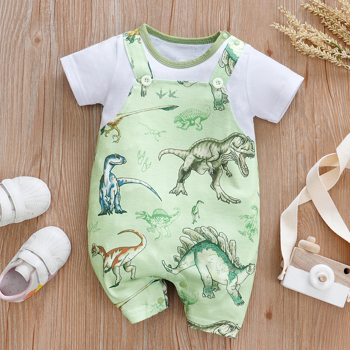 Newborn Dinosaur Print Baby Romper – Short Sleeve Summer Bodysuit for Infants (0-12M)